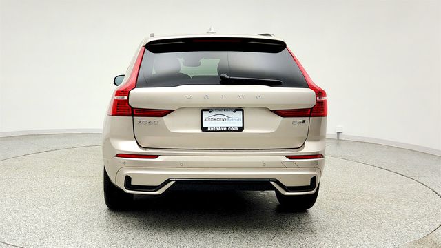 2023 Volvo XC60 B5 AWD Plus Dark Theme w/ Climate Package - 23015739 - 5