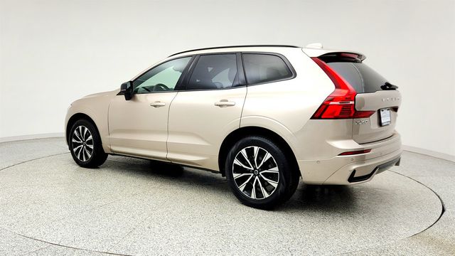 2023 Volvo XC60 B5 AWD Plus Dark Theme w/ Climate Package - 23015739 - 6