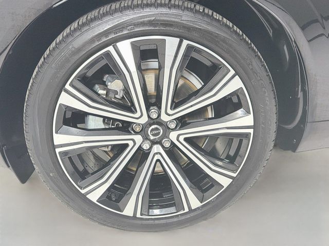2023 Volvo XC60 B5 AWD Ultimate Bright Theme - 23065688 - 32