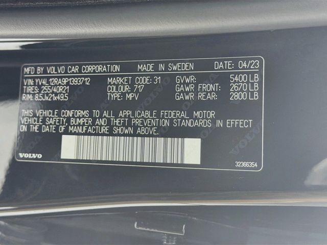 2023 Volvo XC60 B5 AWD Ultimate Bright Theme - 23065688 - 33