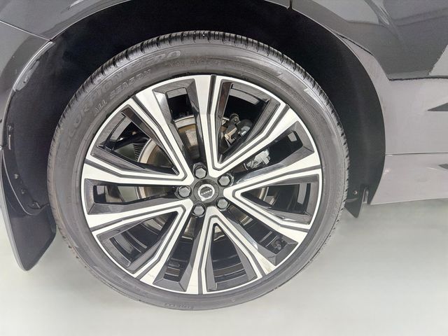 2023 Volvo XC60 B5 AWD Ultimate Bright Theme - 23065688 - 35