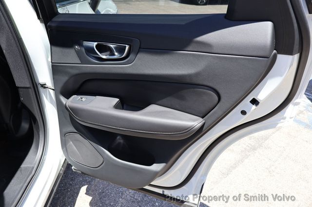 2023 Volvo XC60 B5 AWD Ultimate Bright Theme - 23058461 - 20