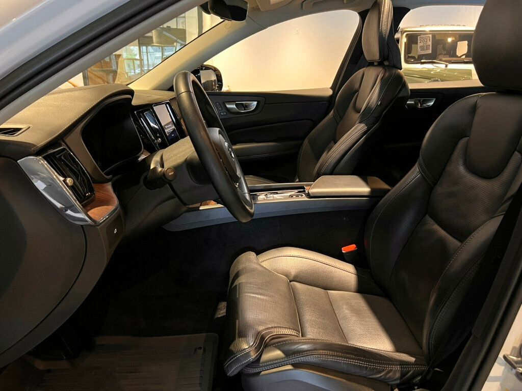 2023 Volvo XC60 B5/AWD/Ultimate/ClimatePkg/HeadUpDisplay/360Cam/HarmonKardon/NAV - 22990346 - 15