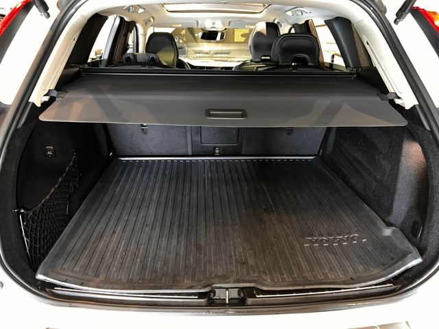 2023 Volvo XC60 B5/AWD/Ultimate/ClimatePkg/HeadUpDisplay/360Cam/HarmonKardon/NAV - 22990346 - 26