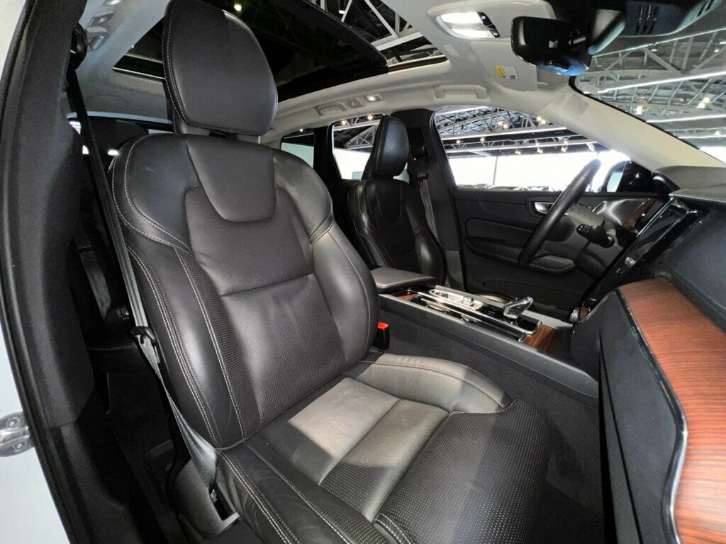 2023 Volvo XC60 B5/AWD/Ultimate/ClimatePkg/HeadUpDisplay/360Cam/HarmonKardon/NAV - 22990346 - 32