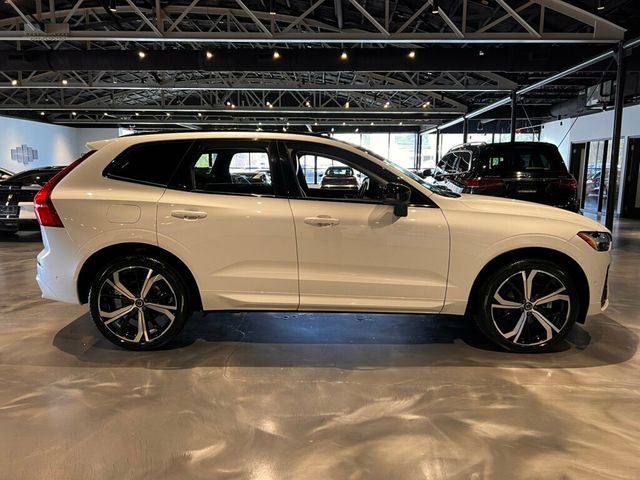 2023 Volvo XC60 B5/AWD/Ultimate/ClimatePkg/HeadUpDisplay/360Cam/HarmonKardon/NAV - 22990346 - 5