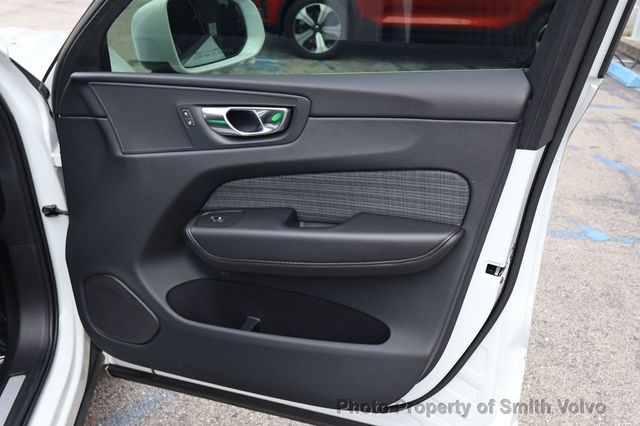 2023 Volvo XC60 B5 FWD Core - 23012069 - 11