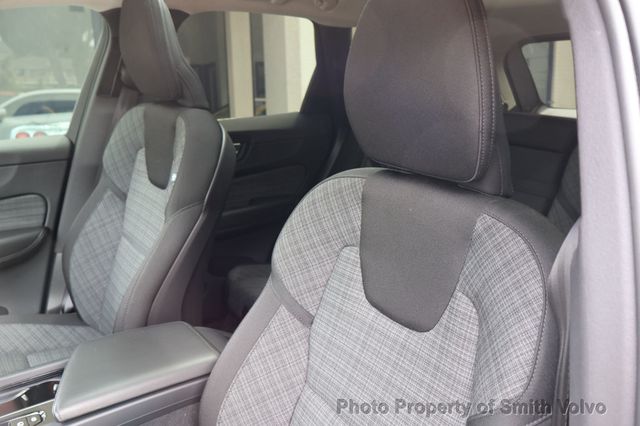 2023 Volvo XC60 B5 FWD Core - 23012069 - 5