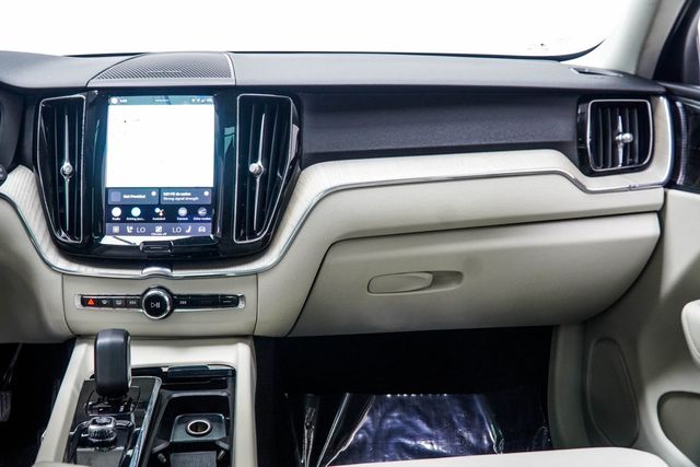2023 Volvo XC60 B5 FWD Plus Bright Theme - 23019199 - 16