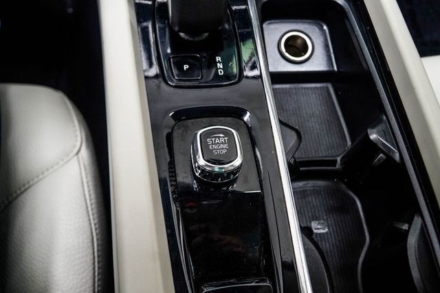 2023 Volvo XC60 B5 FWD Plus Bright Theme - 23019199 - 19