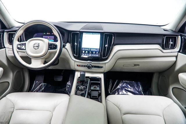 2023 Volvo XC60 B5 FWD Plus Bright Theme - 23019199 - 4