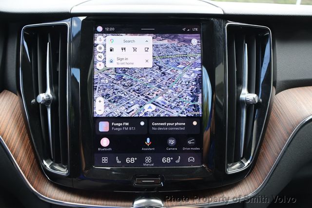 2023 Volvo XC60 B5 FWD Plus Bright Theme - 23033980 - 9