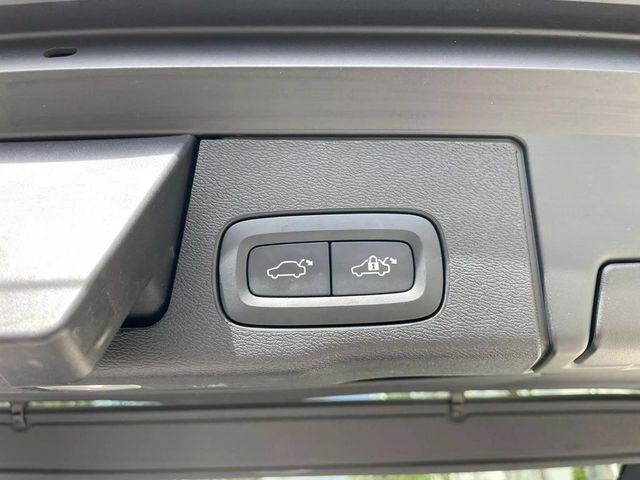 2023 Volvo XC60 B5 FWD Plus Dark Theme - 22586609 - 15