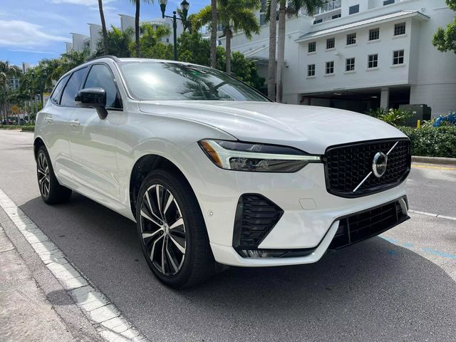 2023 Volvo XC60 B5 FWD Plus Dark Theme - 22586609 - 1