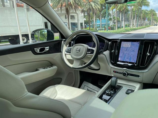 2023 Volvo XC60 B5 FWD Plus Dark Theme - 22586609 - 24