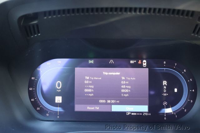 2023 Volvo XC60 B5 FWD Ultimate Bright Theme - 22972687 - 25