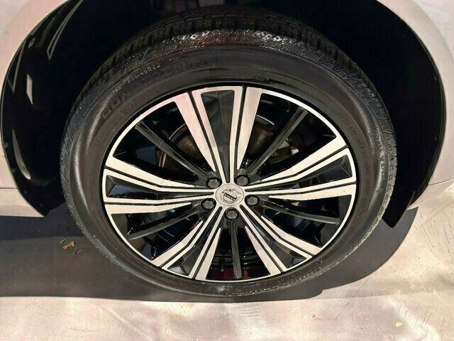 2023 Volvo XC60 B5/Plus/BrightTheme/AdapCruise/PanoRoof/HtdSeats/360Cam/NAV - 23038202 - 12