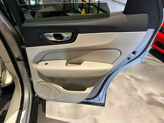 2023 Volvo XC60 B5/Plus/BrightTheme/AdapCruise/PanoRoof/HtdSeats/360Cam/NAV - 23038202 - 28