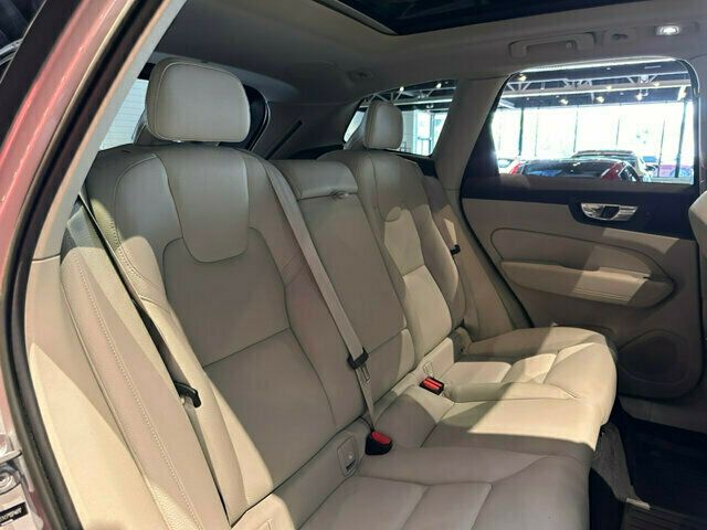 2023 Volvo XC60 B5/Plus/BrightTheme/AdapCruise/PanoRoof/HtdSeats/360Cam/NAV - 23038202 - 30