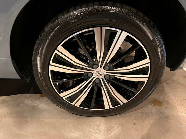 2023 Volvo XC60 B5/Plus/ClimatePkg/360Cam/AdapCruise/PanoRoof/AppleCarplay/NAV - 22977691 - 10