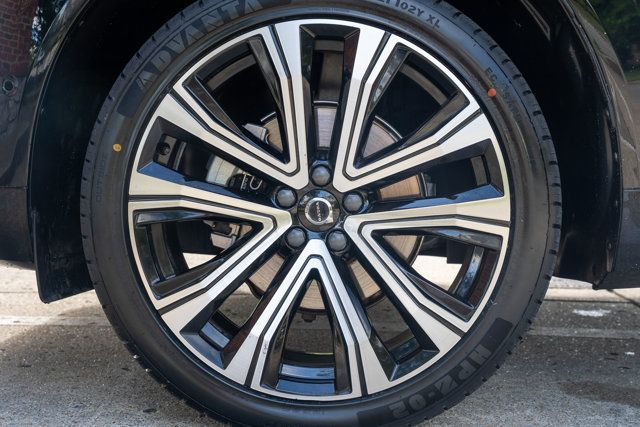 2023 Volvo XC60 B5/Ultimate/ClimatePkg/HeadUpDisplay/AdapCruise/PanoRoof/NAV - 23044542 - 58