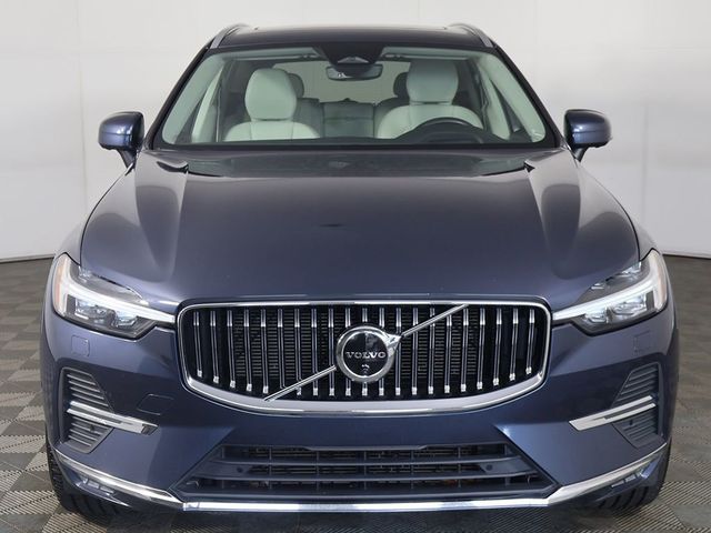 2023 Volvo XC60 B6 AWD Ultimate Bright Theme - 23074519 - 10