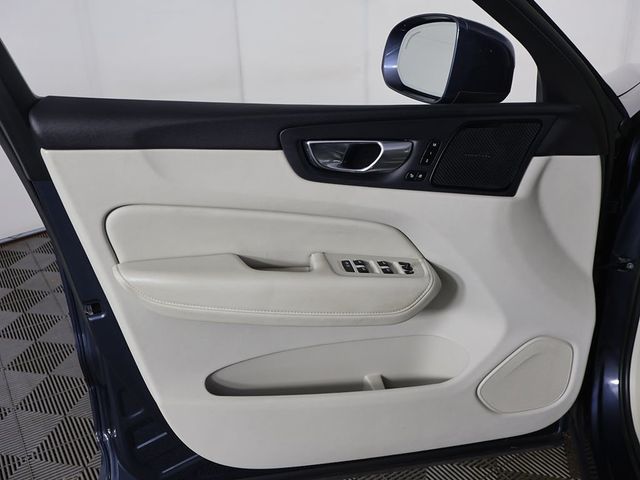2023 Volvo XC60 B6 AWD Ultimate Bright Theme - 23074519 - 23