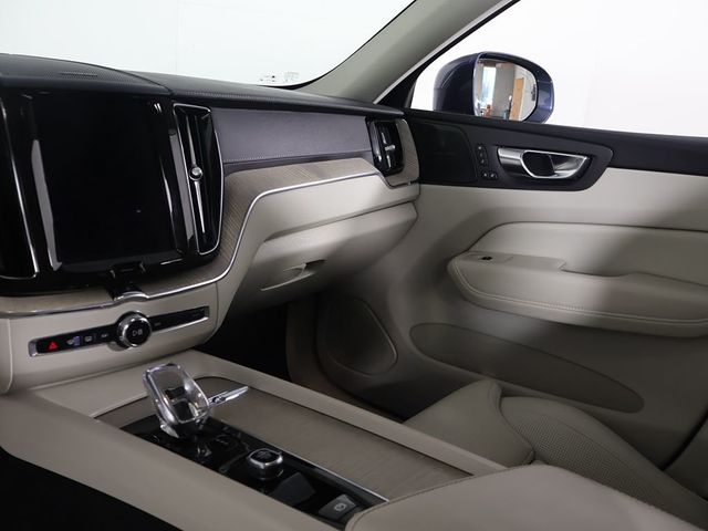 2023 Volvo XC60 B6 AWD Ultimate Bright Theme - 23074519 - 29