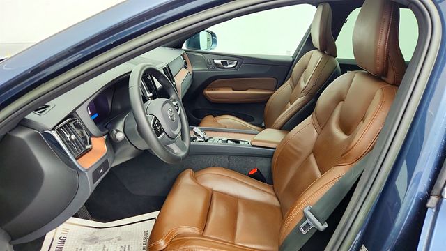 2023 Volvo XC60 B6 AWD Ultimate Bright Theme - 22965220 - 19