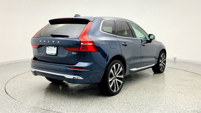2023 Volvo XC60 B6 AWD Ultimate Bright Theme - 22965220 - 4
