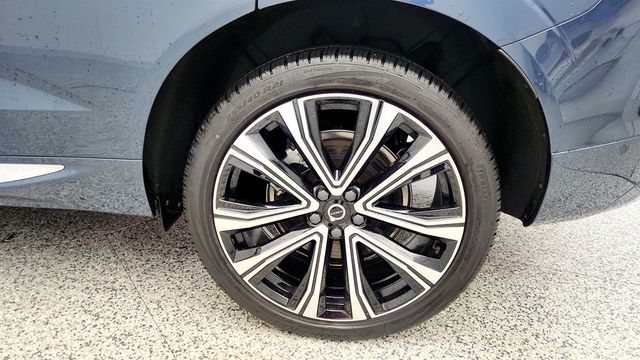 2023 Volvo XC60 B6 AWD Ultimate Bright Theme with 21'' Wheels & Climate Package - 22965220 - 8