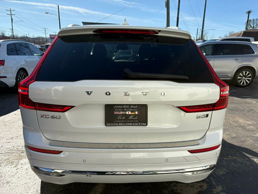 2023 Volvo XC60 B5 photo 3