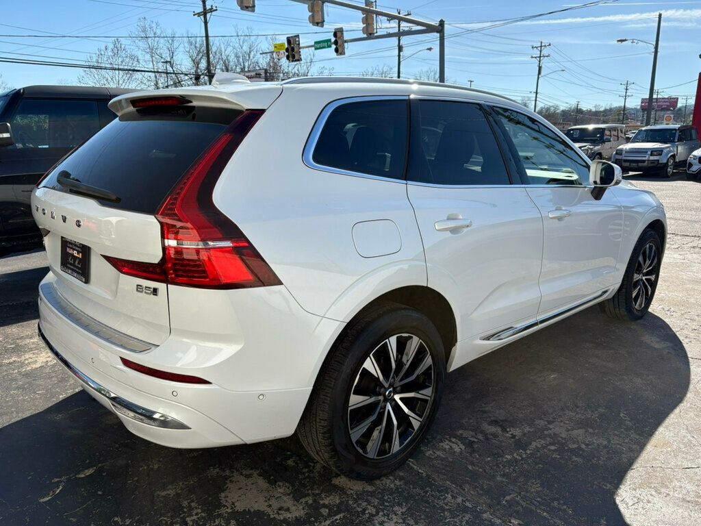 2023 Volvo XC60 B5 photo 4