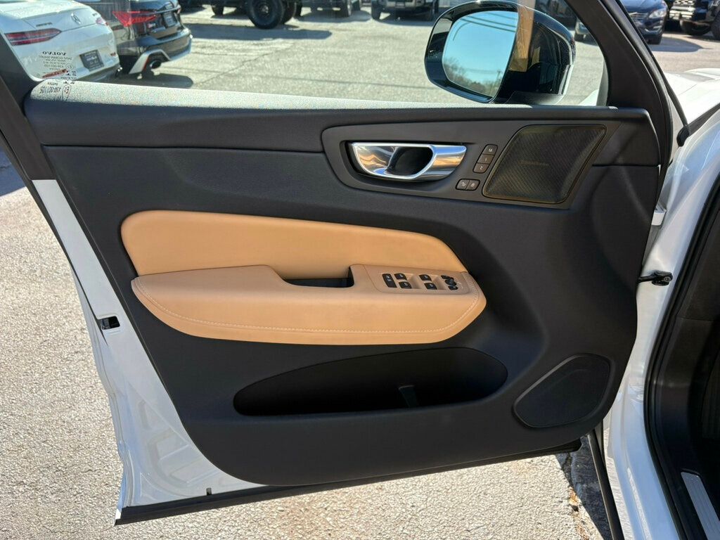 2023 Volvo XC60 MSRP$59685/DarkTheme/AWD/Ultimate/HeadsUpDisplay/NAV - 22950747 - 14