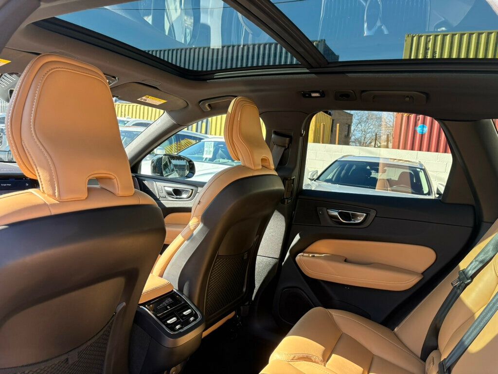 2023 Volvo XC60 MSRP$59685/DarkTheme/AWD/Ultimate/HeadsUpDisplay/NAV - 22950747 - 16