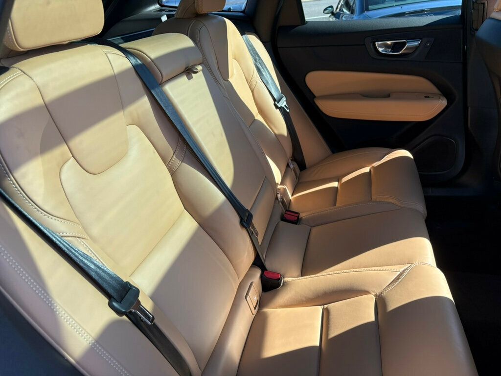 2023 Volvo XC60 MSRP$59685/DarkTheme/AWD/Ultimate/HeadsUpDisplay/NAV - 22950747 - 25