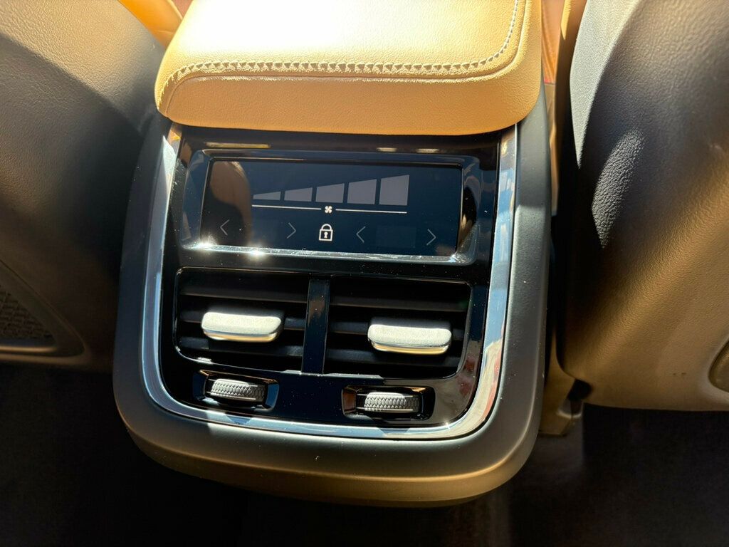 2023 Volvo XC60 MSRP$59685/DarkTheme/AWD/Ultimate/HeadsUpDisplay/NAV - 22950747 - 26
