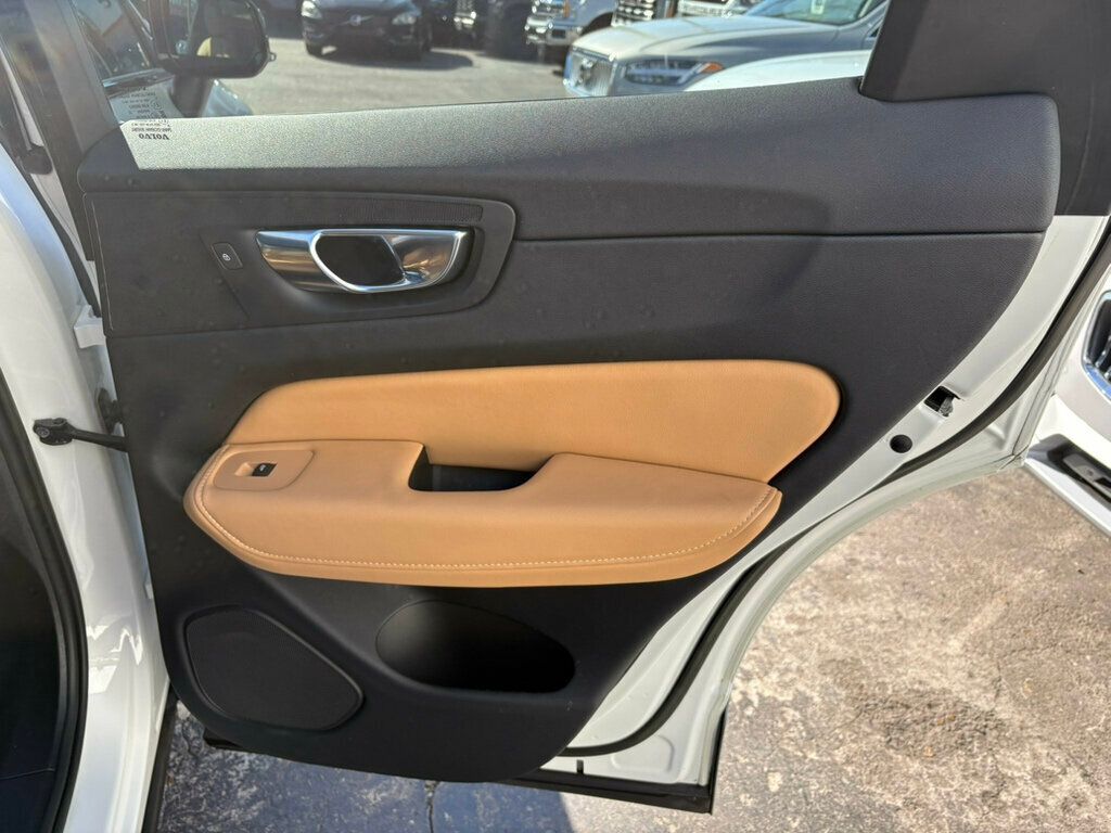 2023 Volvo XC60 MSRP$59685/DarkTheme/AWD/Ultimate/HeadsUpDisplay/NAV - 22950747 - 27