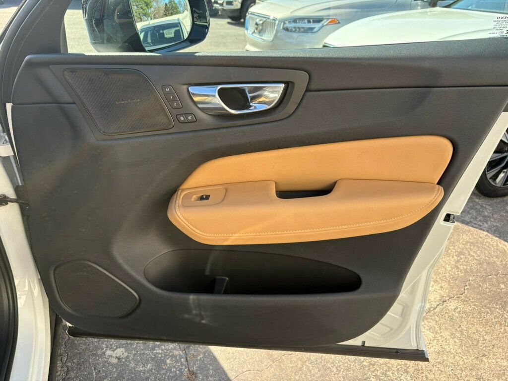 2023 Volvo XC60 MSRP$59685/DarkTheme/AWD/Ultimate/HeadsUpDisplay/NAV - 22950747 - 31