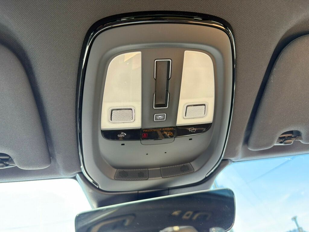 2023 Volvo XC60 MSRP$59685/DarkTheme/AWD/Ultimate/HeadsUpDisplay/NAV - 22950747 - 40