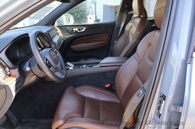 2023 Volvo XC60 Recharge Plug-In Hybrid T8 eAWD PHEV Ultimate Bright Theme - 22978006 - 9