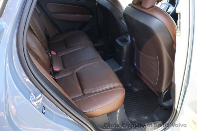 2023 Volvo XC60 Recharge Plug-In Hybrid T8 eAWD PHEV Ultimate Bright Theme - 22978006 - 15