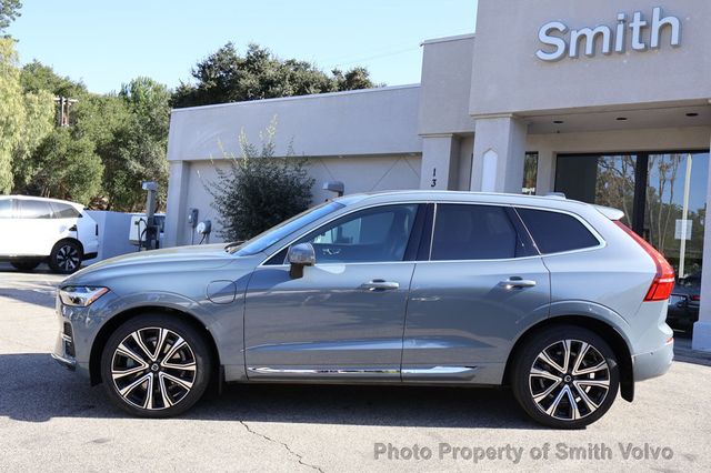 2023 Volvo XC60 Recharge Plug-In Hybrid T8 eAWD PHEV Ultimate Bright Theme - 22978006 - 1