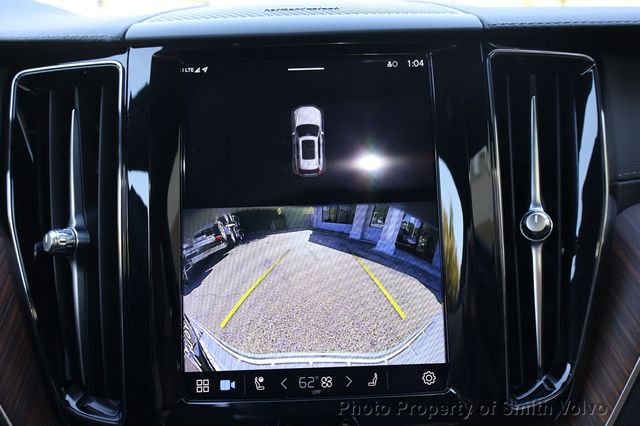 2023 Volvo XC60 Recharge Plug-In Hybrid T8 eAWD PHEV Ultimate Bright Theme - 22978006 - 21