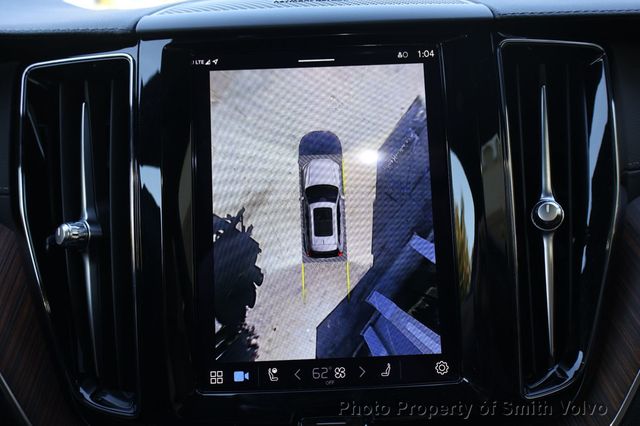2023 Volvo XC60 Recharge Plug-In Hybrid T8 eAWD PHEV Ultimate Bright Theme - 22978006 - 22