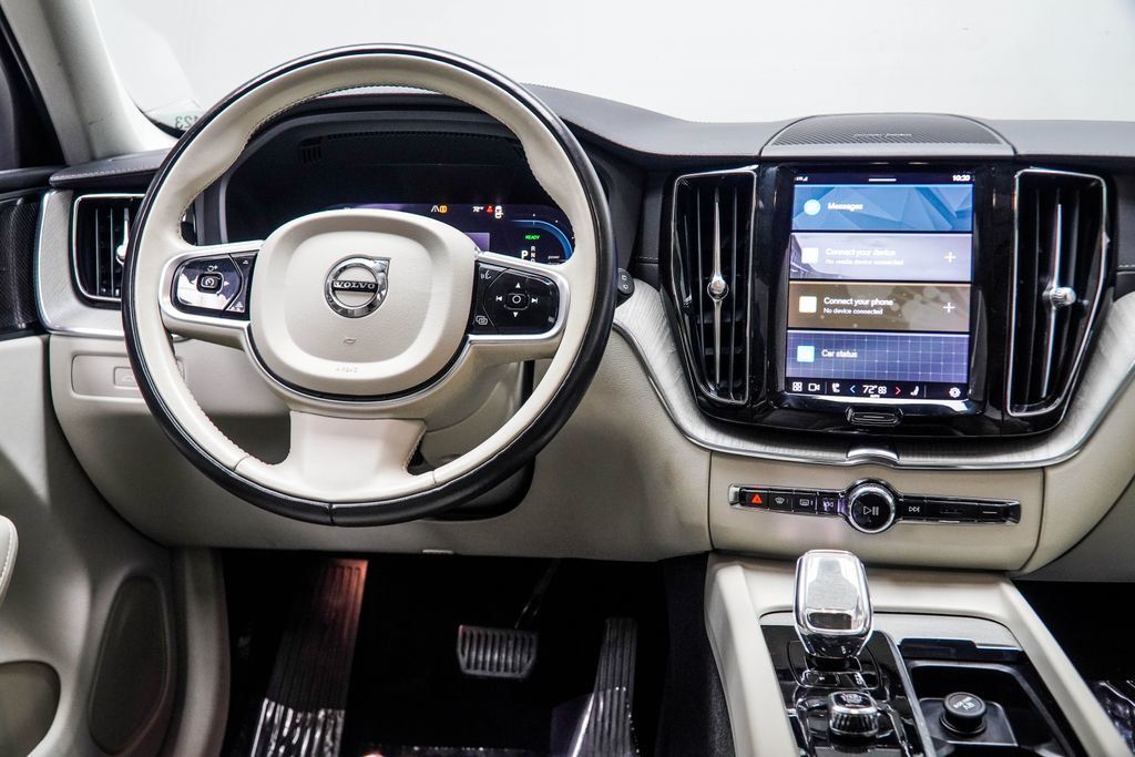 Volvo XC60 photo 17