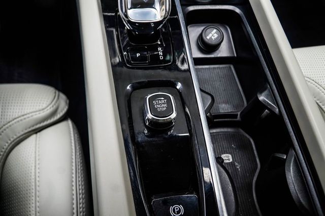 2023 Volvo XC60 Recharge Plug-In Hybrid Ultimate - 23016347 - 20