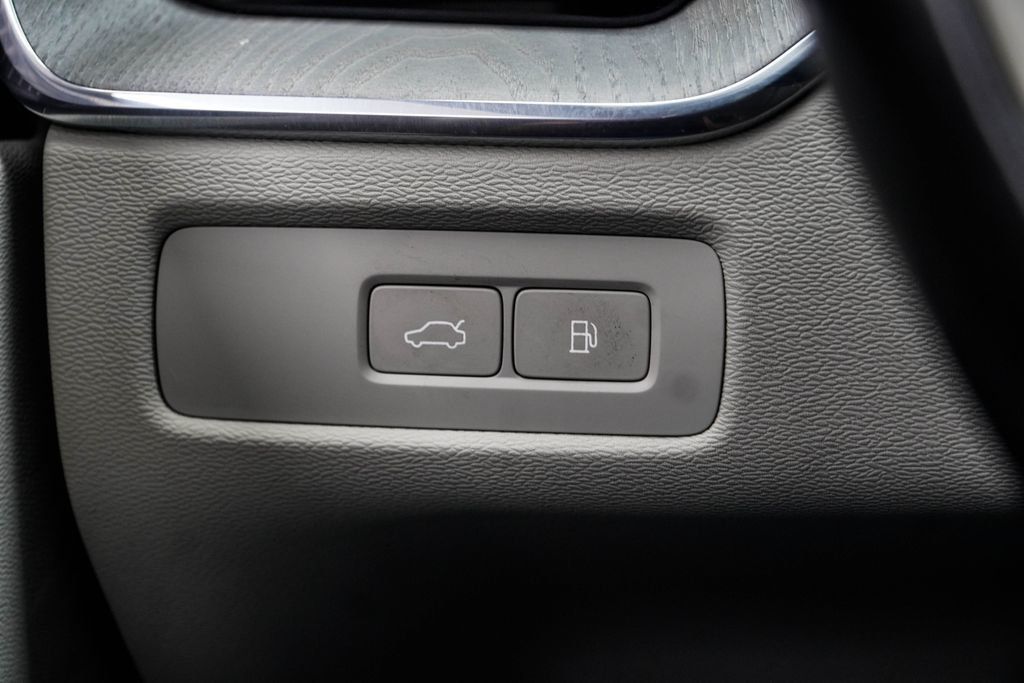 Volvo XC60 photo 29