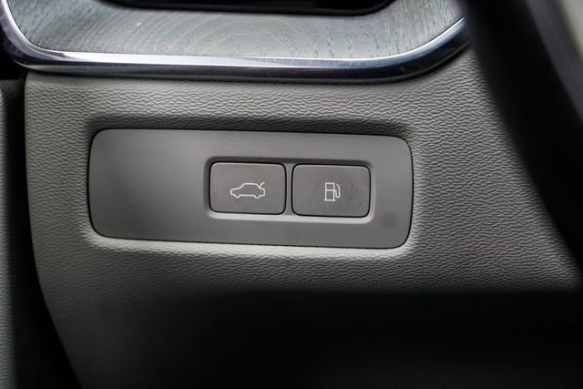 2023 Volvo XC60 Recharge Plug-In Hybrid Ultimate - 23016347 - 28