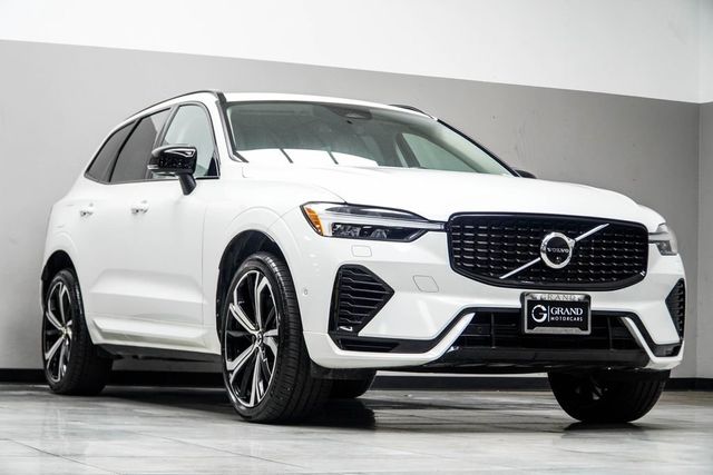 2023 Volvo XC60 Recharge Plug-In Hybrid Ultimate - 23016347 - 3